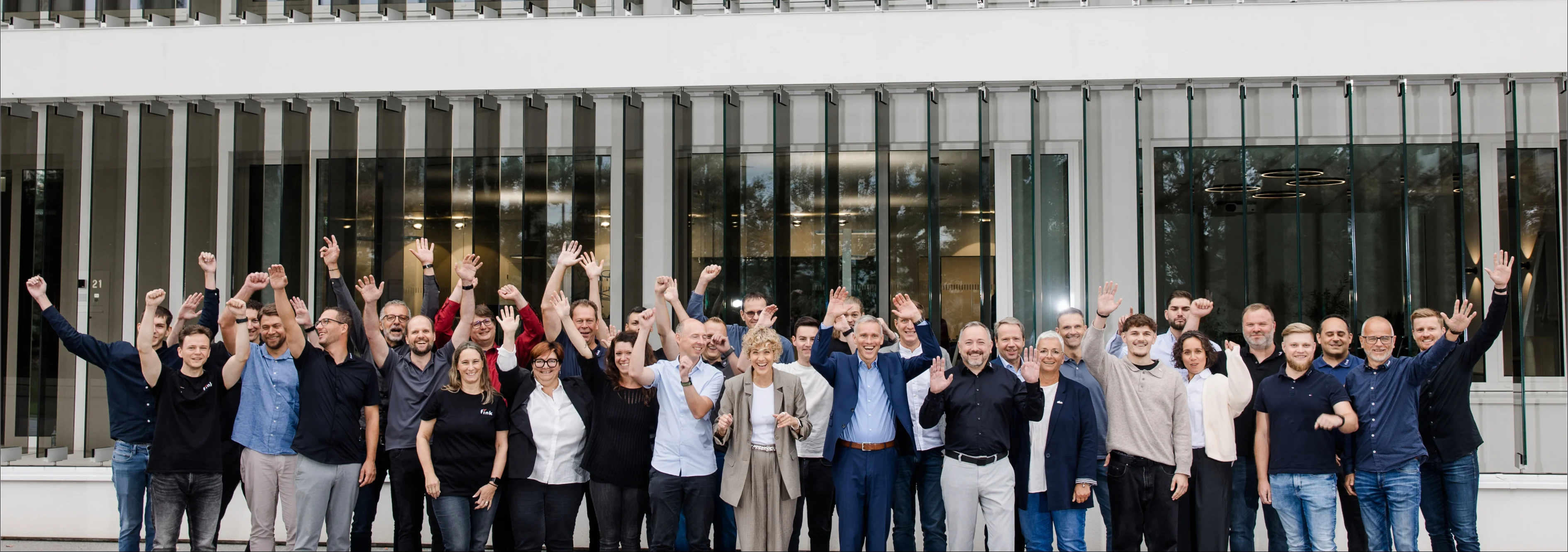 Das Finkteam in Aktion am Standort Altach — Fink Zeitsysteme, Familienunternehmen seit 1975